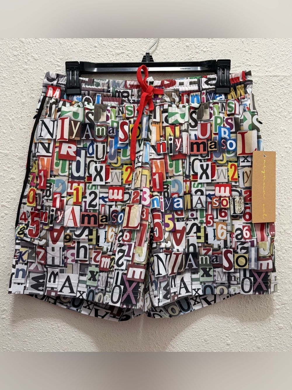 Niyama Sol Anonymous Men's Sport Shorts Size 30 NWT